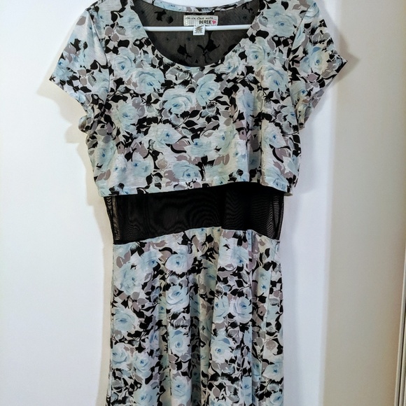 I'm in Love with Derek Dresses & Skirts - I'm in Love w Derek  Floral Mini Dress LARGE